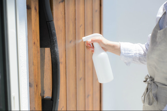 銀イオン原液「銀のチカラ」で人が頻繁に触るドアノブの除菌・抗菌